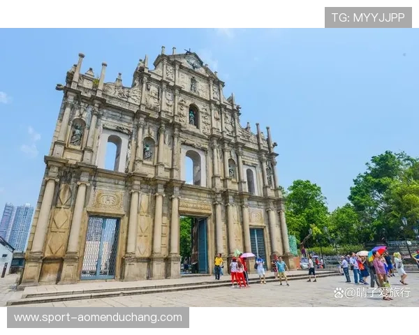 探索澳门新濠天地的创始人信息及其背后的创业故事